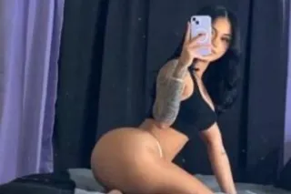 latina sexy mami 💋 BBJ ,💕💕Raw 💋💋💋💋💋 - Image 1